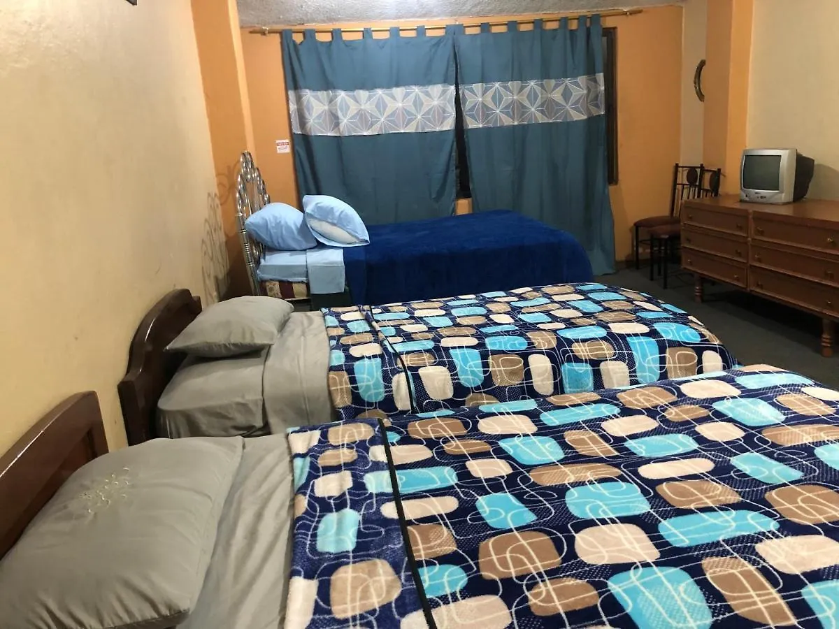 Hostal Pachamama Lodge كوينكا