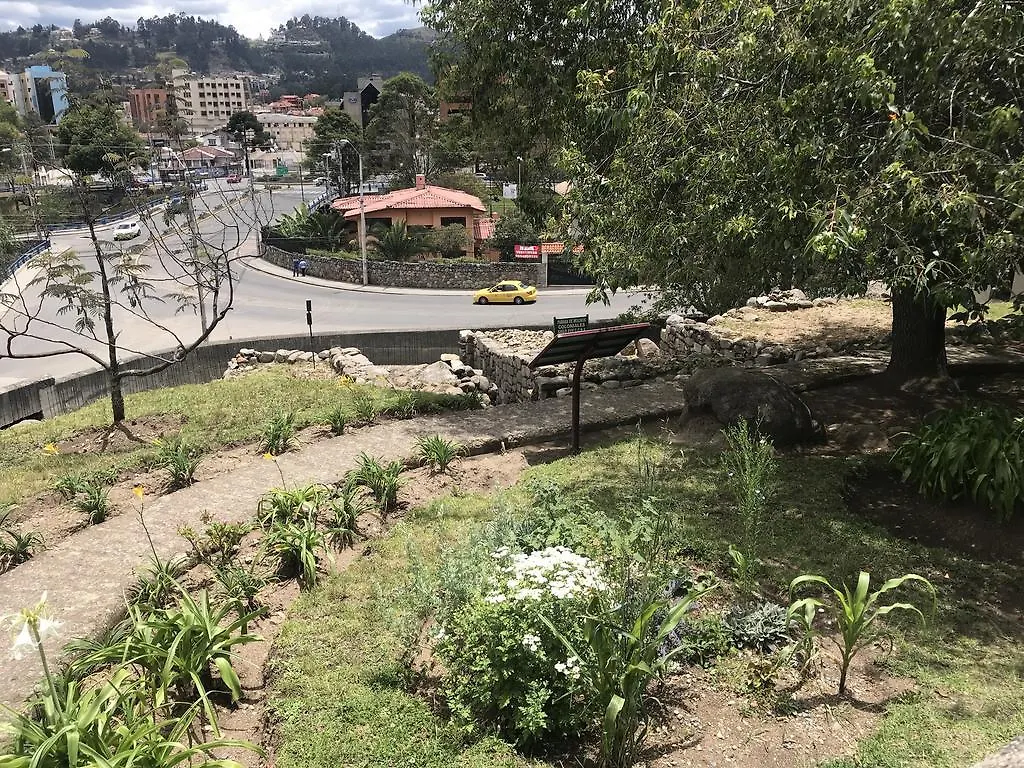 Hostal Pachamama Lodge كوينكا